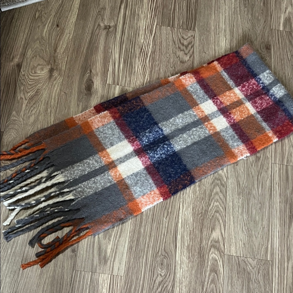 Joy SUSAN Plaid Fringe XL Scarf in Gray Orange Pink Blue NWOT - Picture 2 of 12